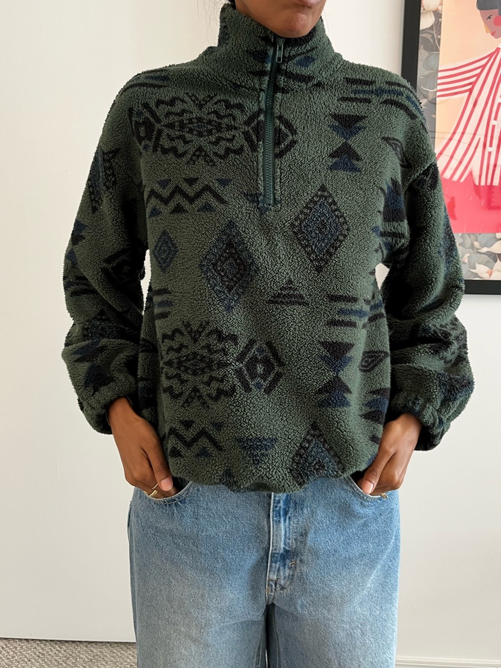 Green fleece Aztec pattern zip up sweater L
